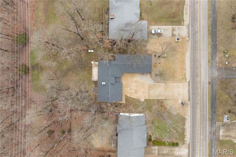 Tiny photo for 434 Cherokee Road, Four Seasons, MO 65049 (MLS # 26029913)