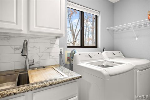 Tiny photo for 434 Cherokee Road, Four Seasons, MO 65049 (MLS # 26029913)