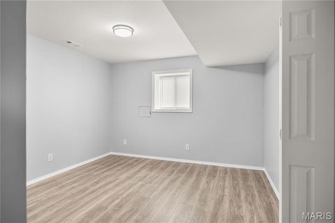 Tiny photo for 434 Cherokee Road, Four Seasons, MO 65049 (MLS # 26029913)