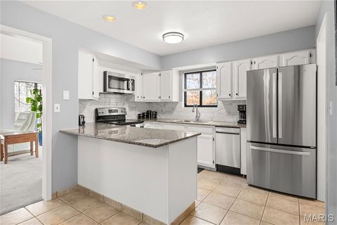 Tiny photo for 434 Cherokee Road, Four Seasons, MO 65049 (MLS # 26029913)