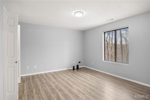 Tiny photo for 434 Cherokee Road, Four Seasons, MO 65049 (MLS # 26029913)