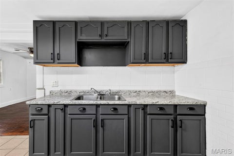 Tiny photo for 729 Beardsley Court, Ferguson, MO 63135 (MLS # 26052025)