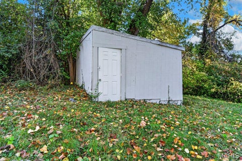 Tiny photo for 729 Beardsley Court, Ferguson, MO 63135 (MLS # 26052025)