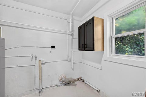 Tiny photo for 729 Beardsley Court, Ferguson, MO 63135 (MLS # 26052025)