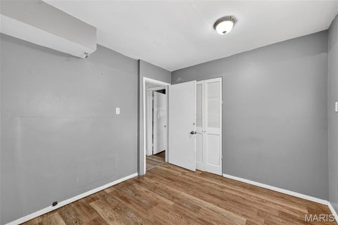 Tiny photo for 729 Beardsley Court, Ferguson, MO 63135 (MLS # 26052025)