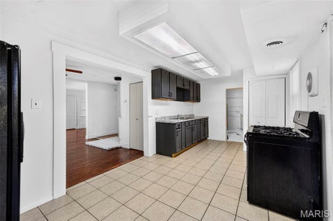 Tiny photo for 729 Beardsley Court, Ferguson, MO 63135 (MLS # 26052025)