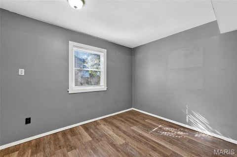Tiny photo for 729 Beardsley Court, Ferguson, MO 63135 (MLS # 26052025)