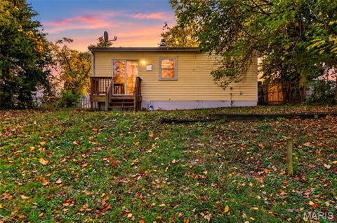 Tiny photo for 729 Beardsley Court, Ferguson, MO 63135 (MLS # 26052025)