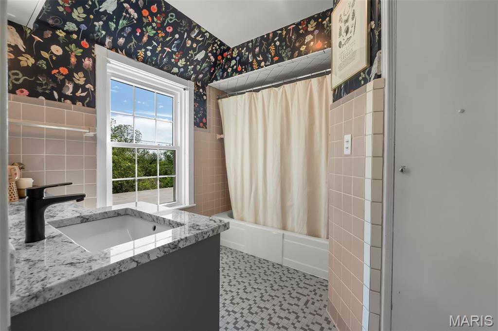 Oliver Heights - Residential