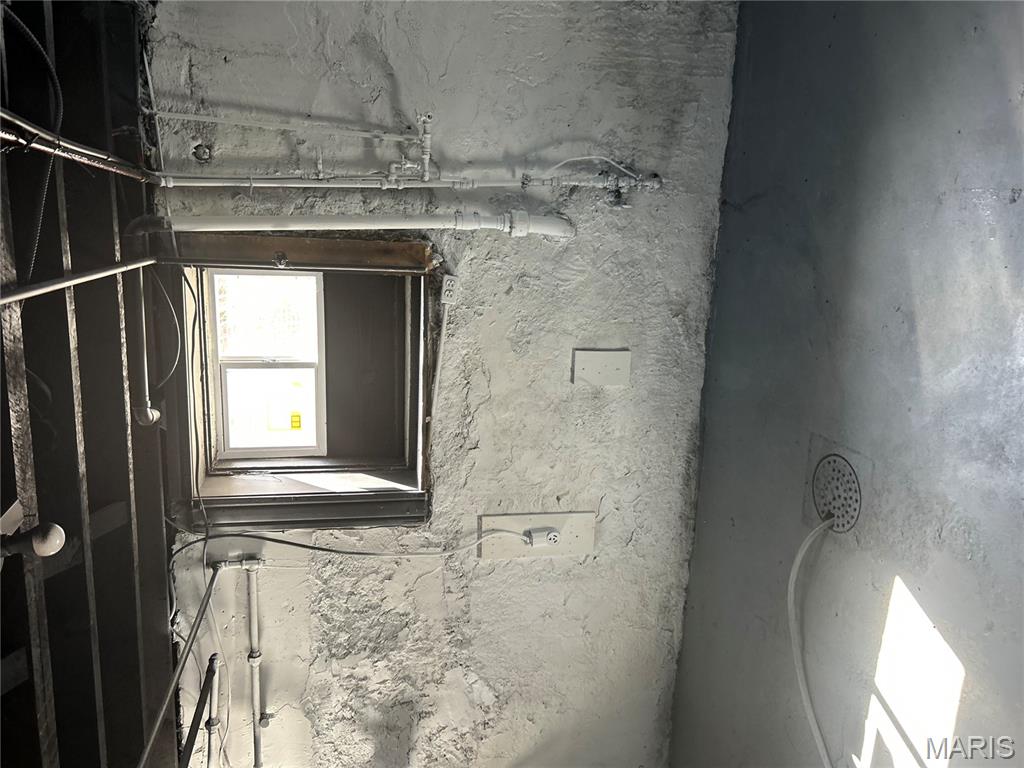 Theismann Heights - Residential