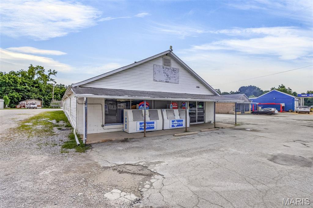 3300 Us Highway 61