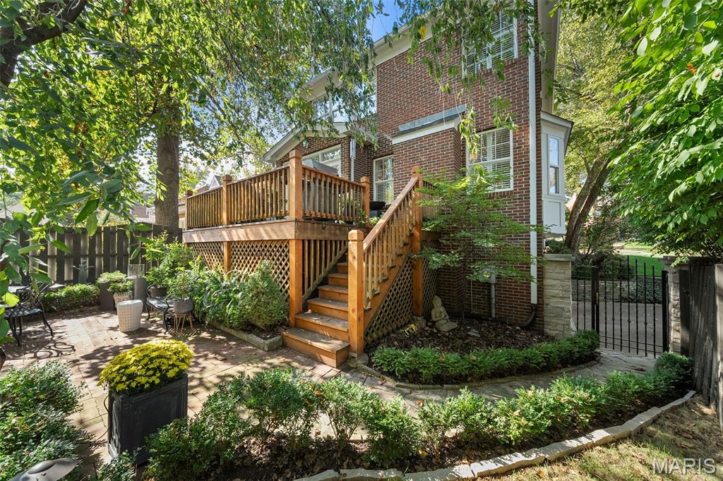 Alta Dena - Residential