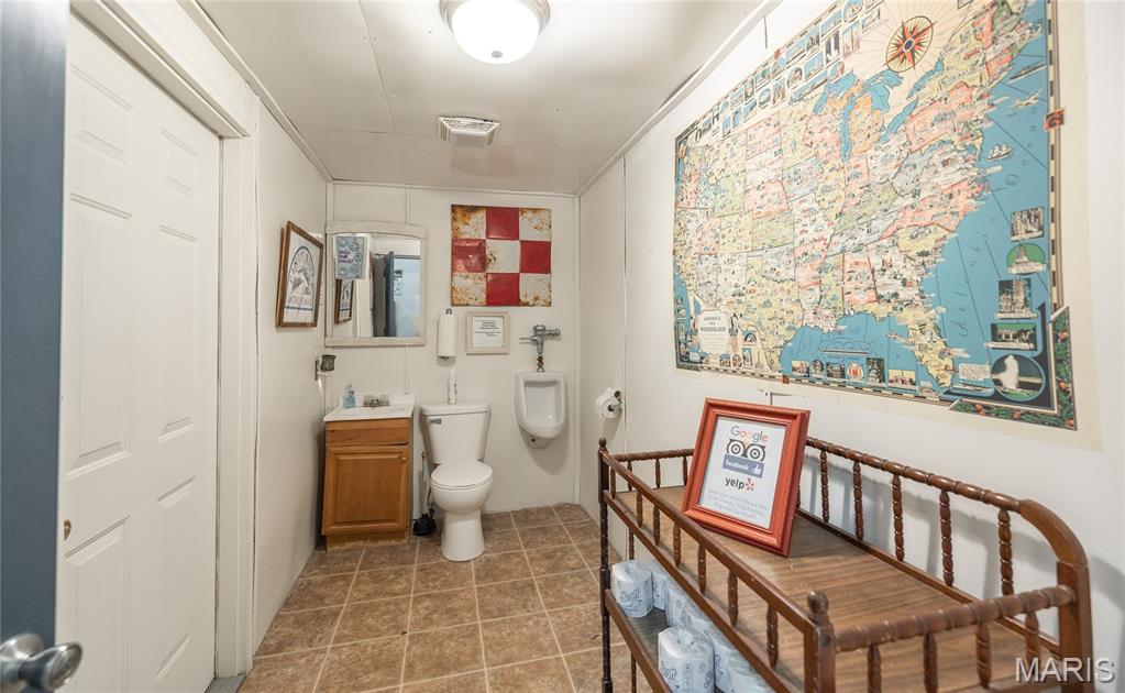 NA - Commercial Sale