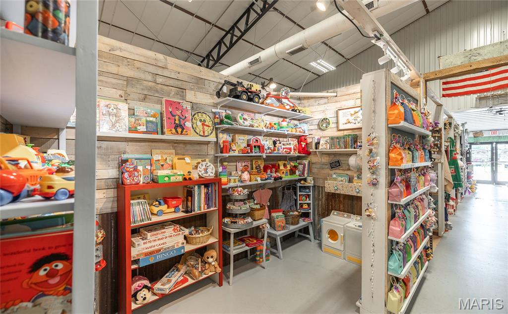 NA - Commercial Sale