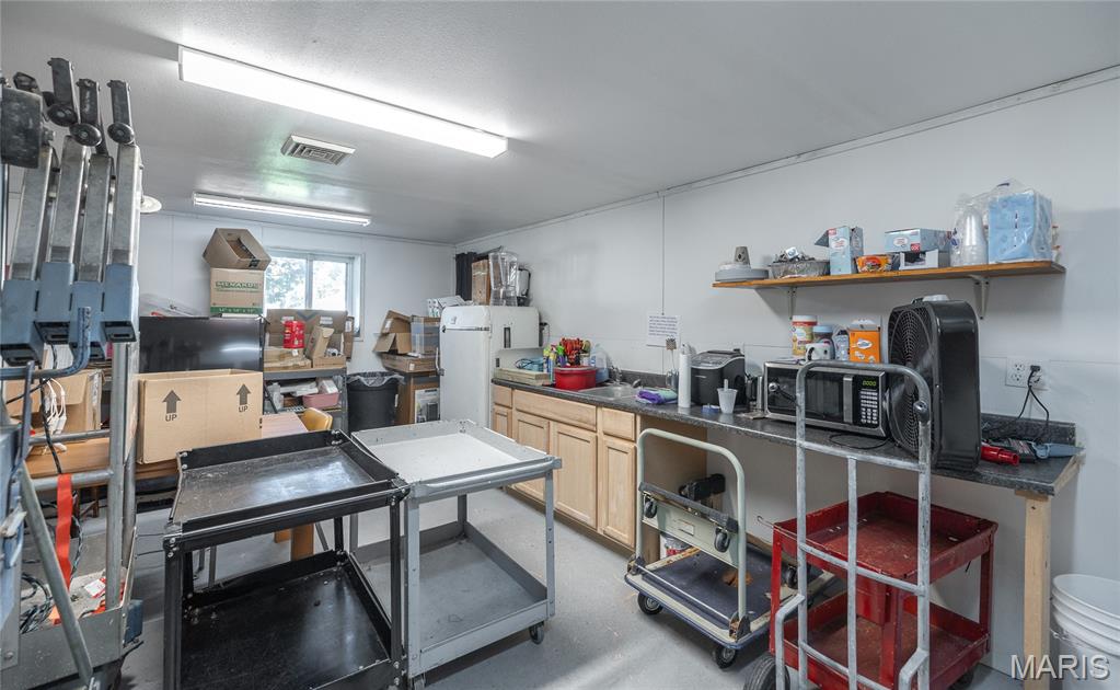 NA - Commercial Sale