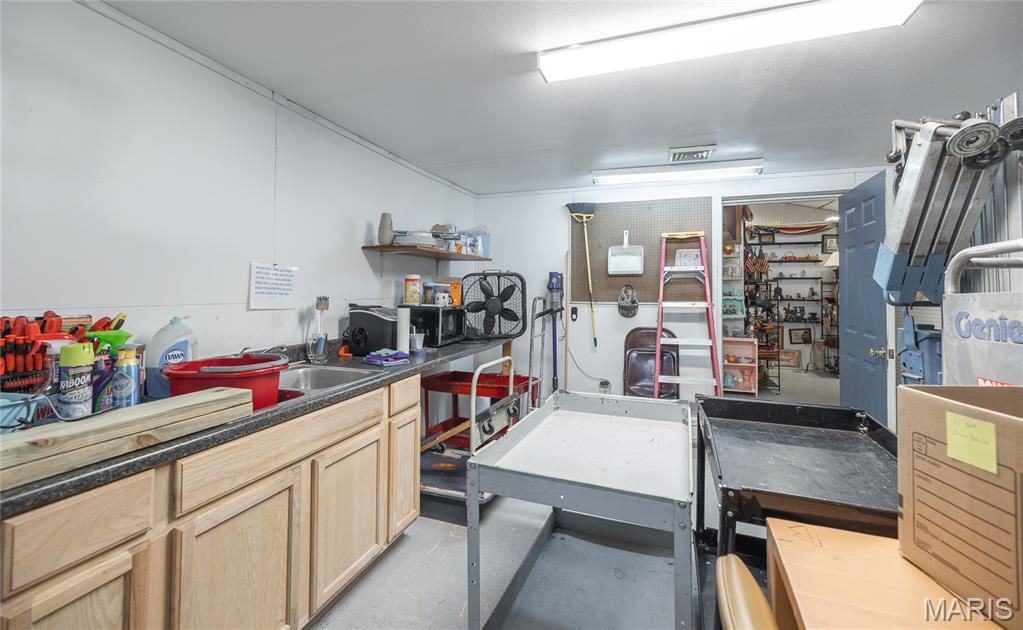 NA - Commercial Sale