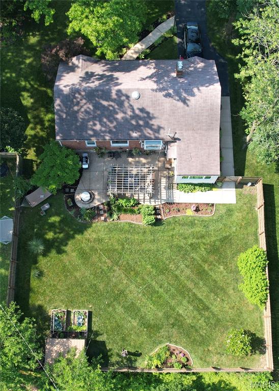 521 Willoughby Place