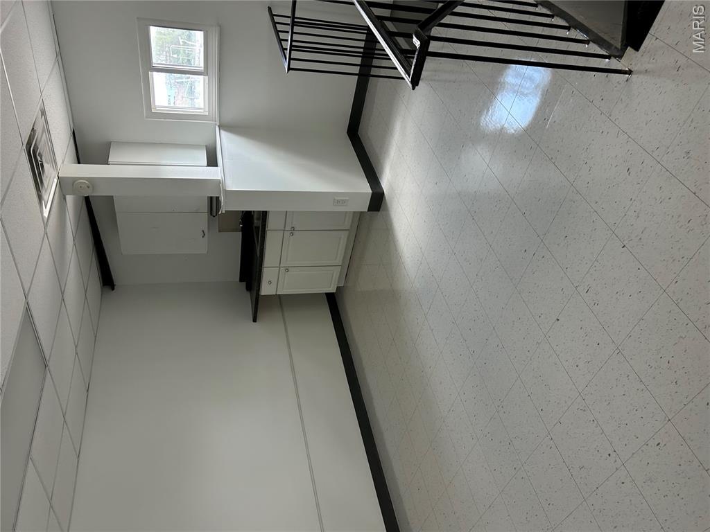 Howards Add - Commercial Lease