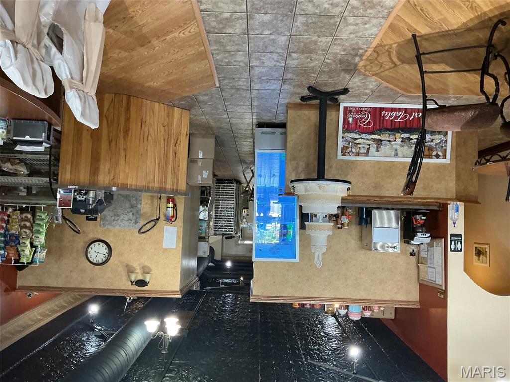 none - Commercial Sale