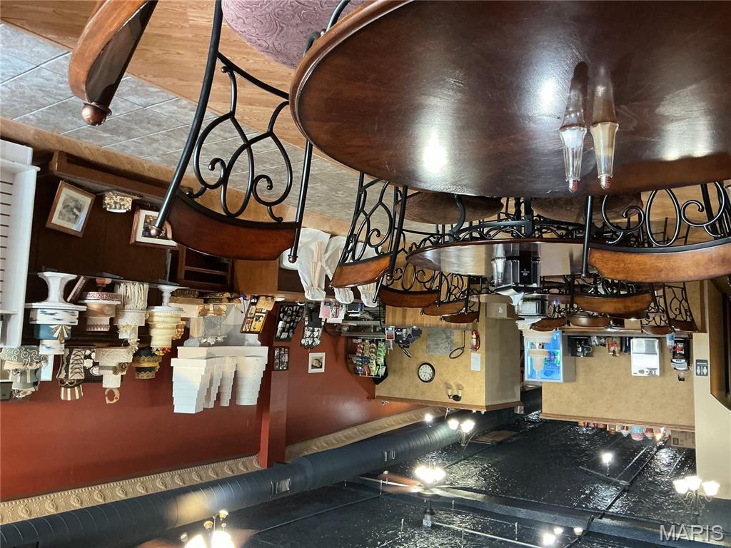 none - Commercial Sale