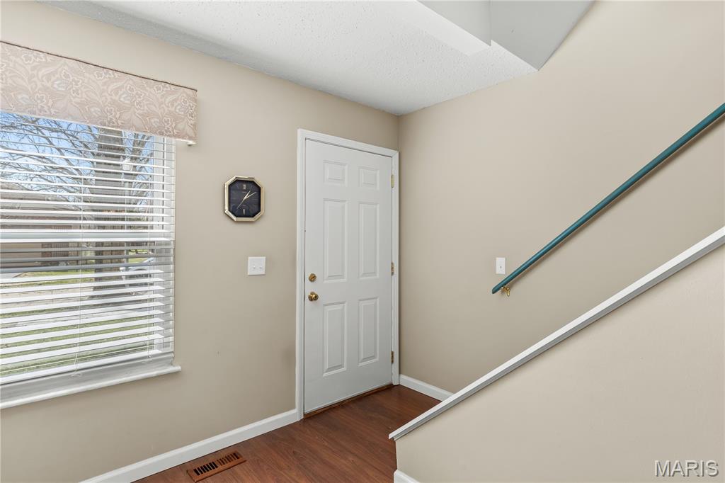 McKelvey Manor Condo - Residential