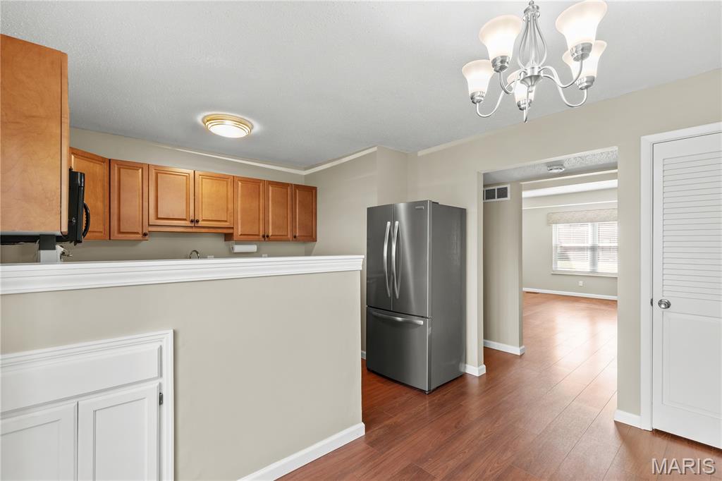 McKelvey Manor Condo - Residential