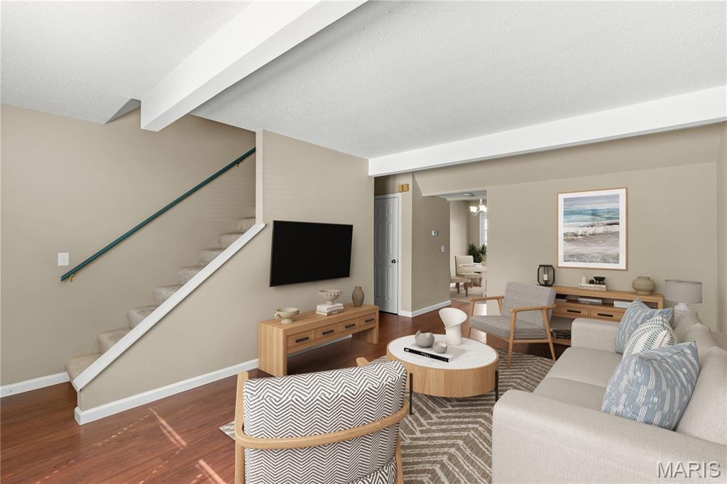 McKelvey Manor Condo - Residential