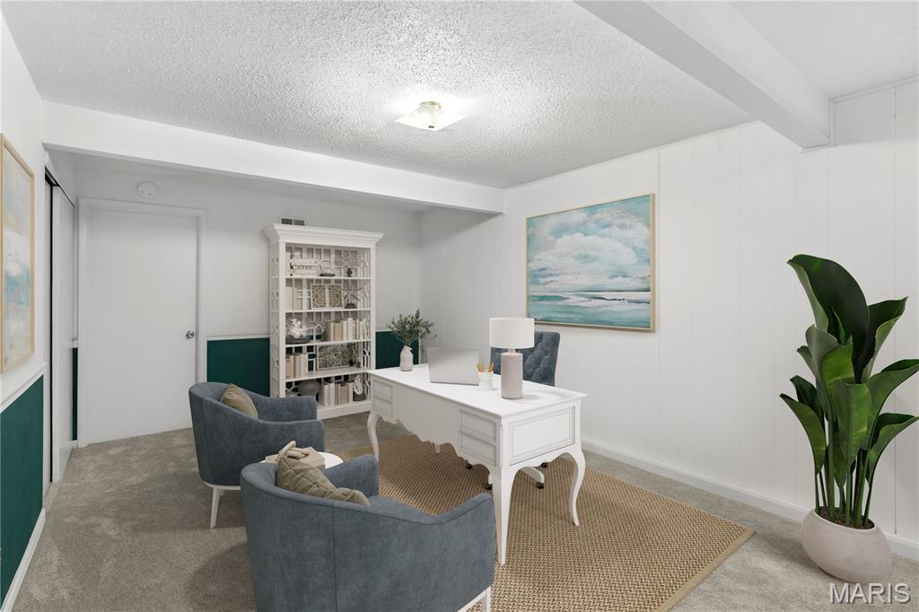 McKelvey Manor Condo - Residential