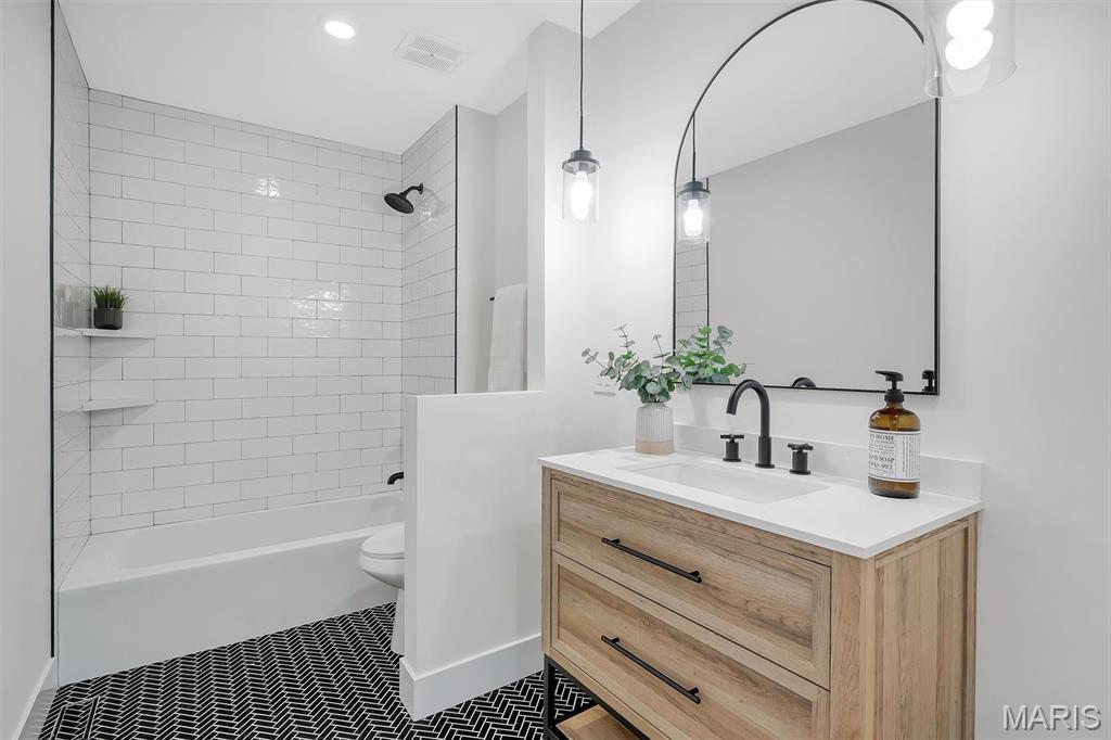 Ladue Spoede Estates - Residential