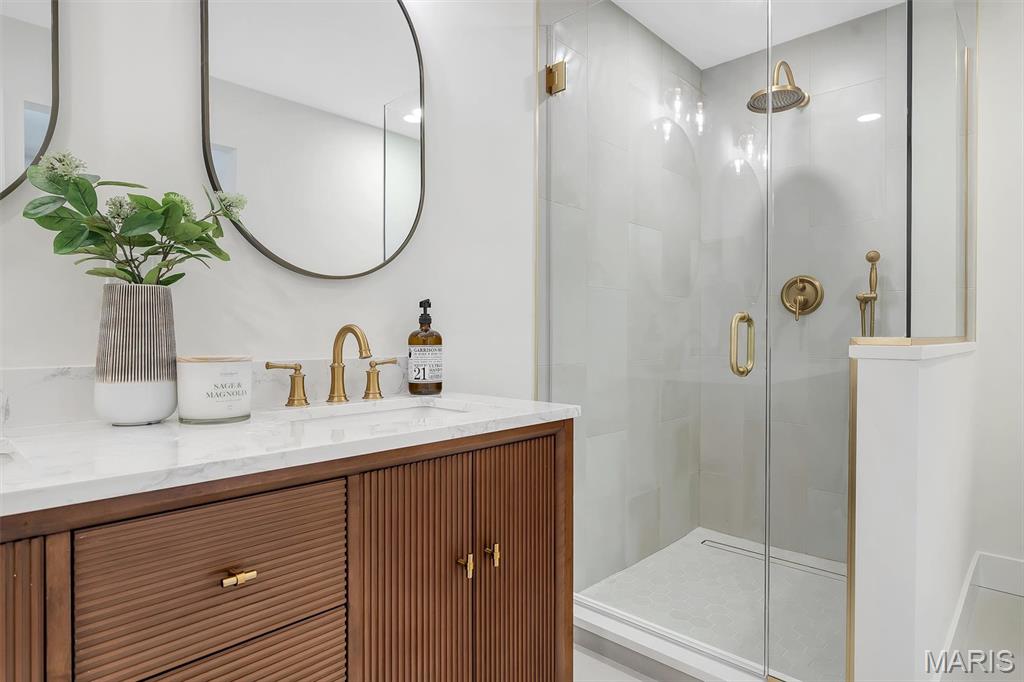 Ladue Spoede Estates - Residential