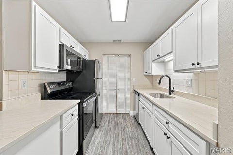 Tiny photo for 2415 Sandalwood Creek Court #C, Wildwood, MO 63038 (MLS # 26060560)