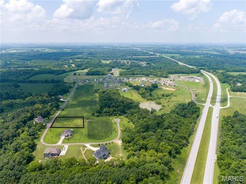 33 Lela Lane Hannibal MO 63401