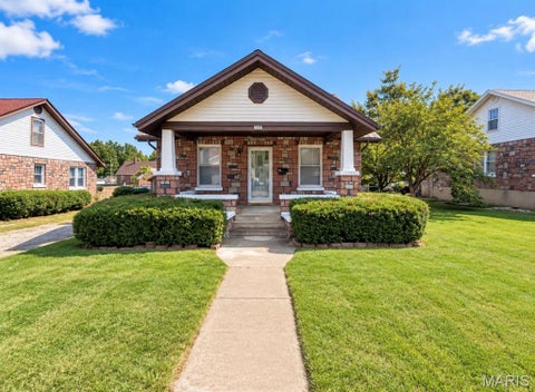 Photo of 208 S Long Street, Farmington, MO 63640 (MLS # 26060116)