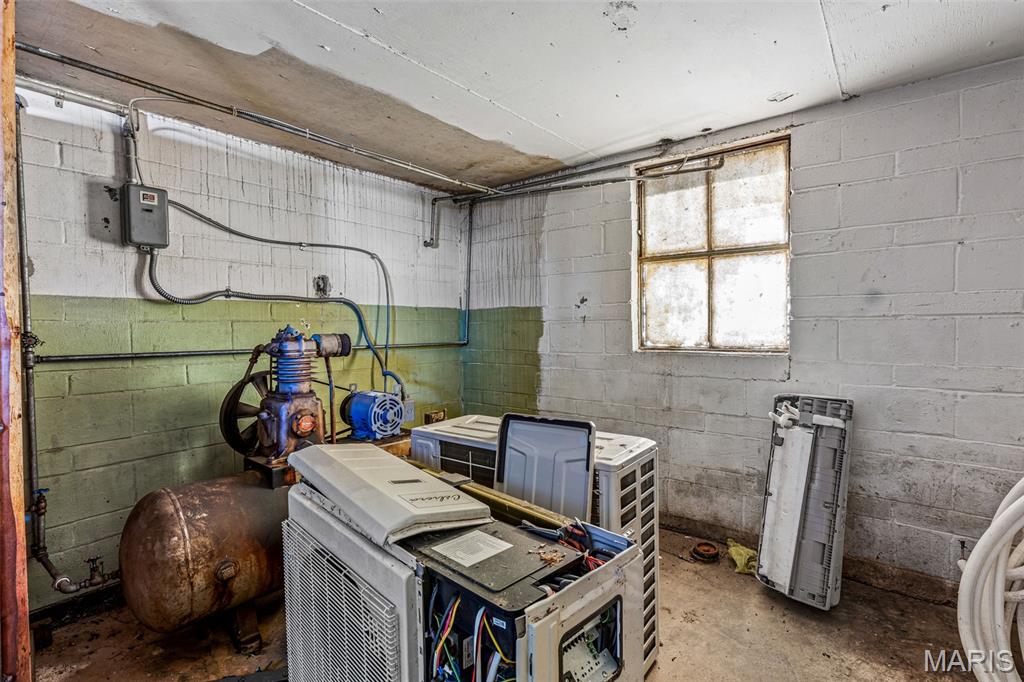 none - Commercial Sale