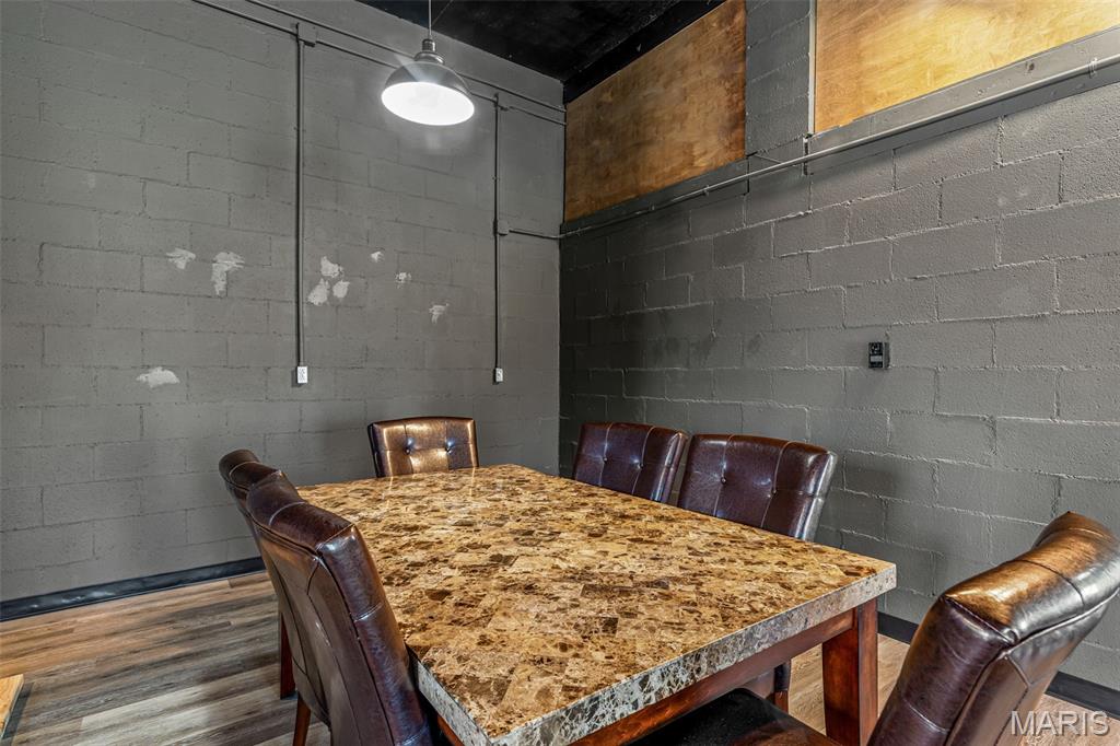 none - Commercial Sale