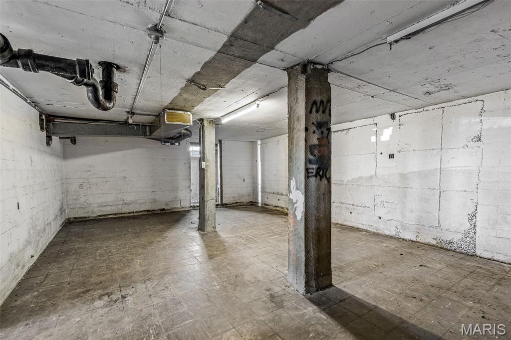 none - Commercial Sale