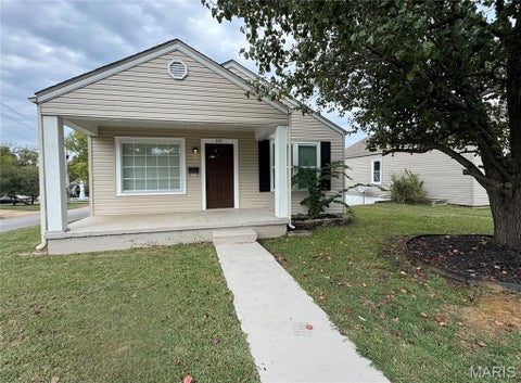 Tiny photo for 1101 N Main Street, Poplar Bluff, MO 63901 (MLS # 26066601)