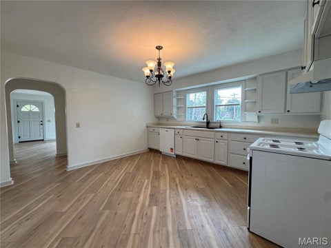 Tiny photo for 1101 N Main Street, Poplar Bluff, MO 63901 (MLS # 26066601)