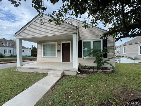Tiny photo for 1101 N Main Street, Poplar Bluff, MO 63901 (MLS # 26066601)