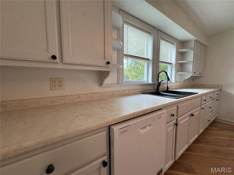 Tiny photo for 1101 N Main Street, Poplar Bluff, MO 63901 (MLS # 26066601)