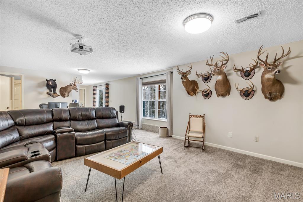 Lake Sherwood Estates - Residential