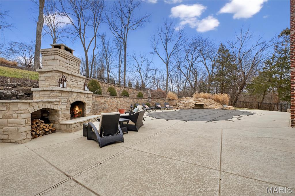 Topping Pointe Estates - Residential