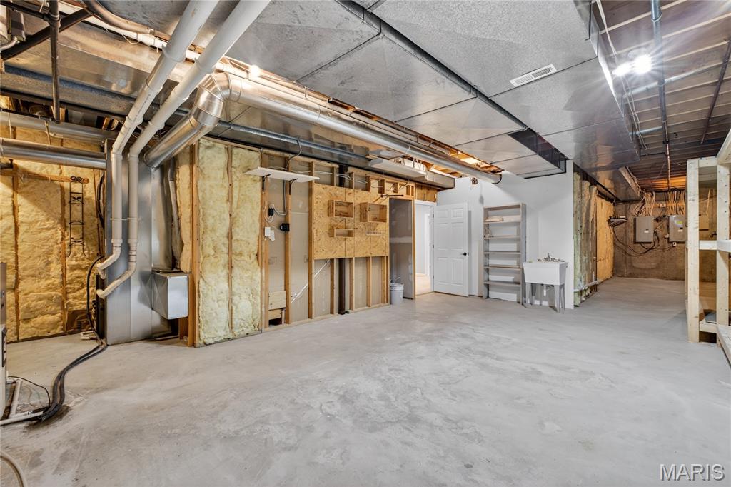 Topping Pointe Estates - Residential