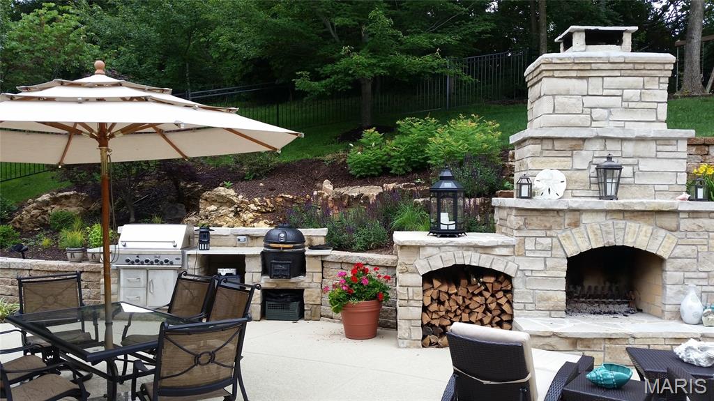 Topping Pointe Estates - Residential