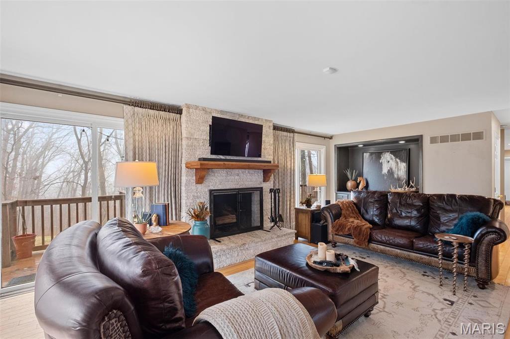 Clarissa A Burt and Chateau Forest - Residential