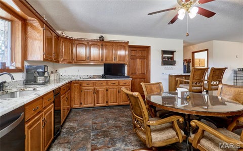 Tiny photo for 15102 Pike 317, Bowling Green, MO 63334 (MLS # 26065089)