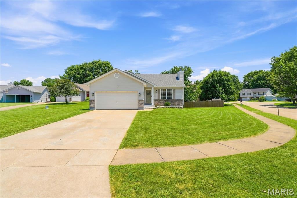 535 Briar Meadows Court