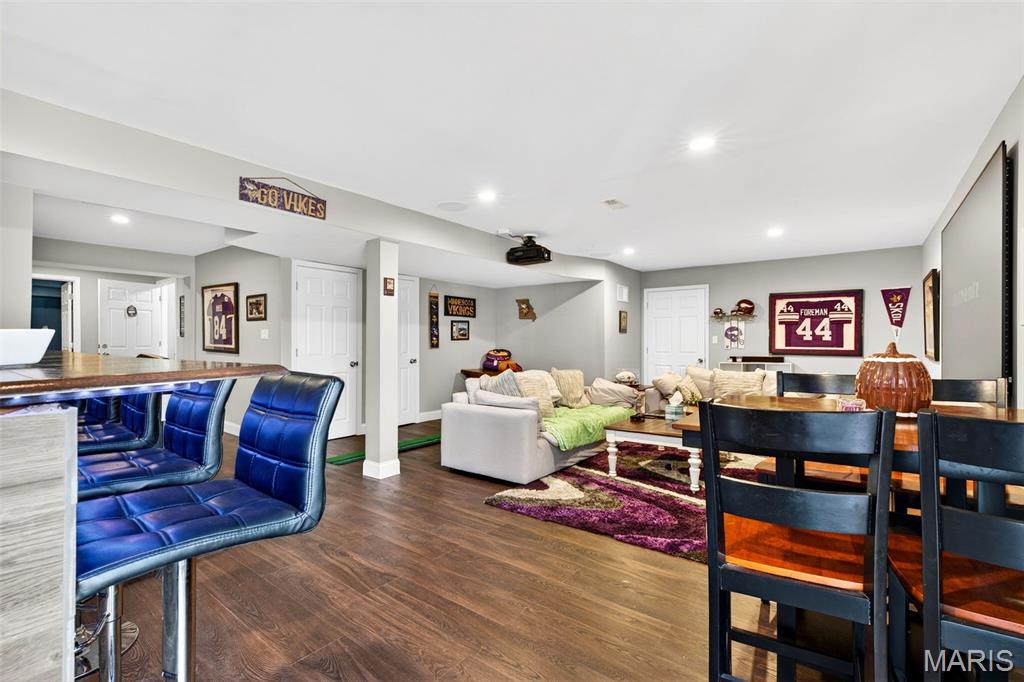 Hunters Crossing Two At The - Residential