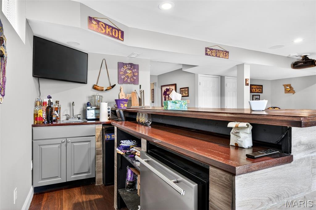 Hunters Crossing Two At The - Residential