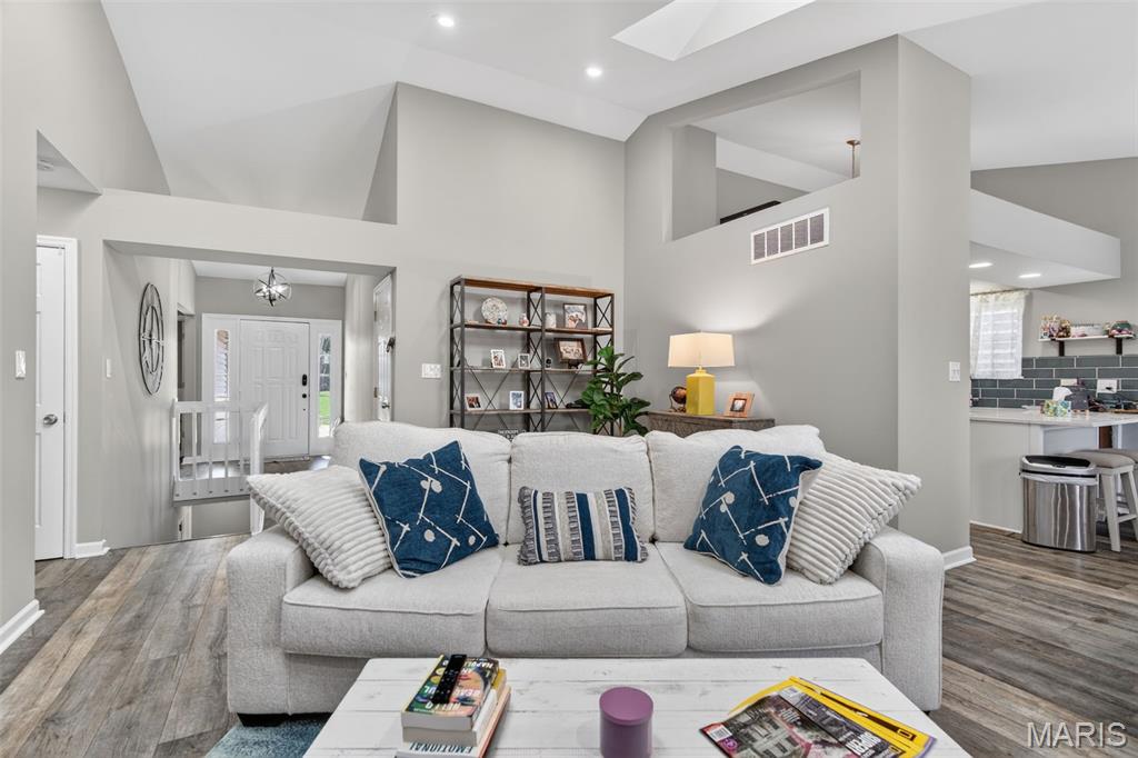 Hunters Crossing Two At The - Residential